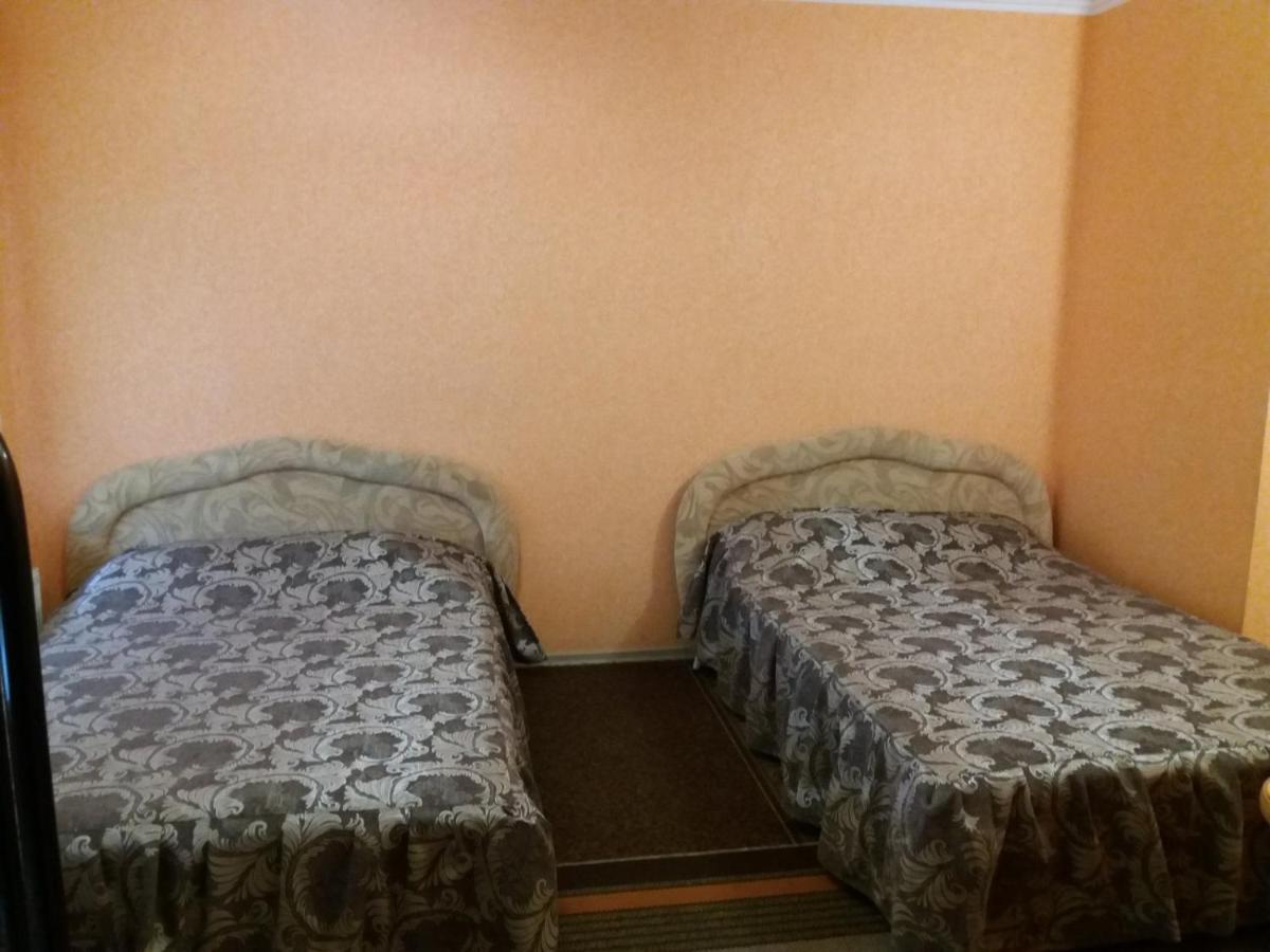Hotel Kiev-S Жашків Екстер'єр фото